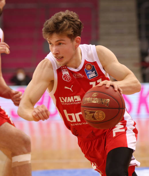 和游客汇聚 和游客汇聚